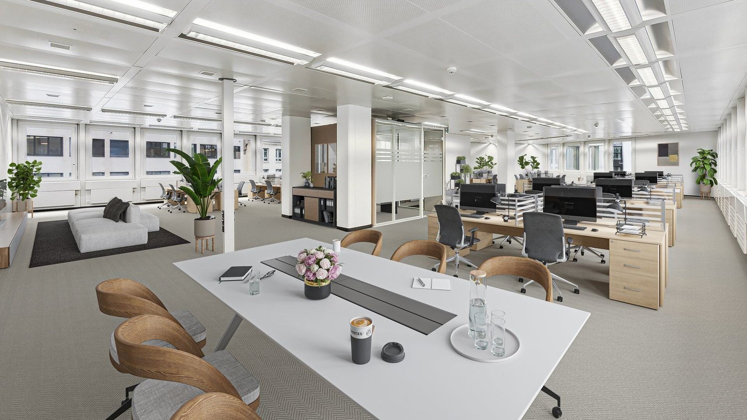 1335m² office, photo 1 of 10