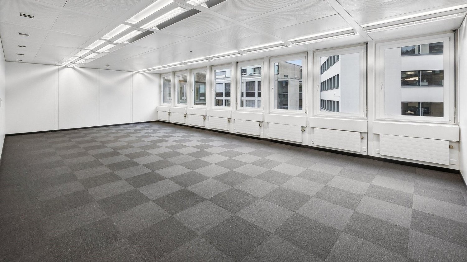 1335m² office, photo 5 of 10