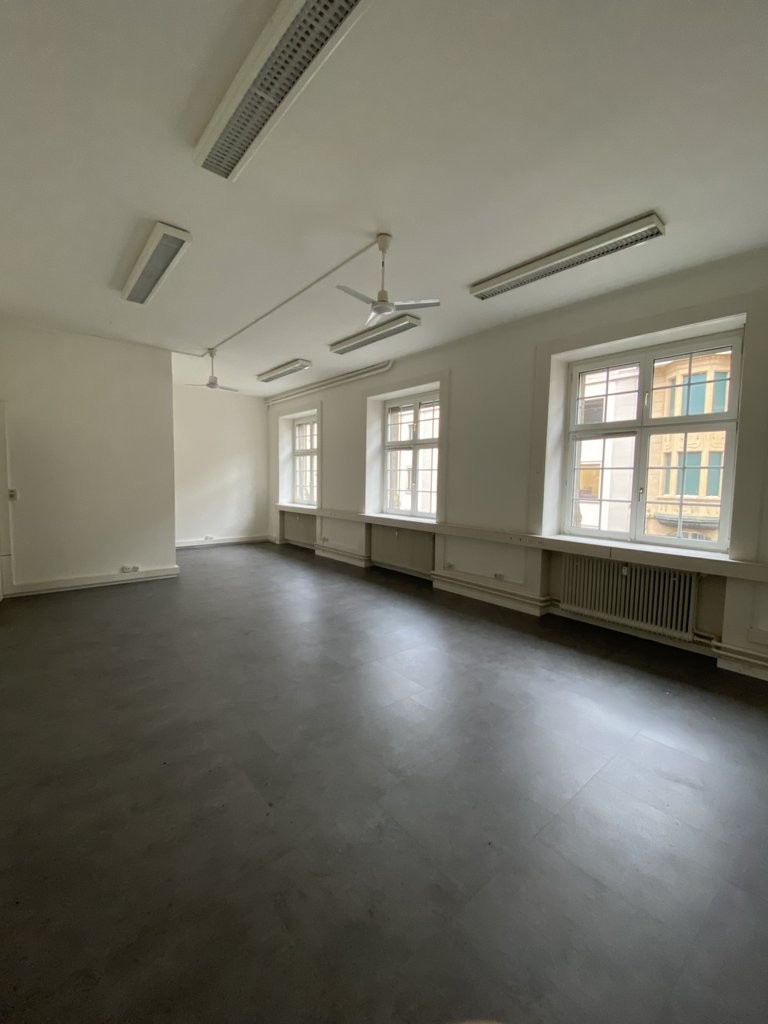 77m² office, photo 2 of 5