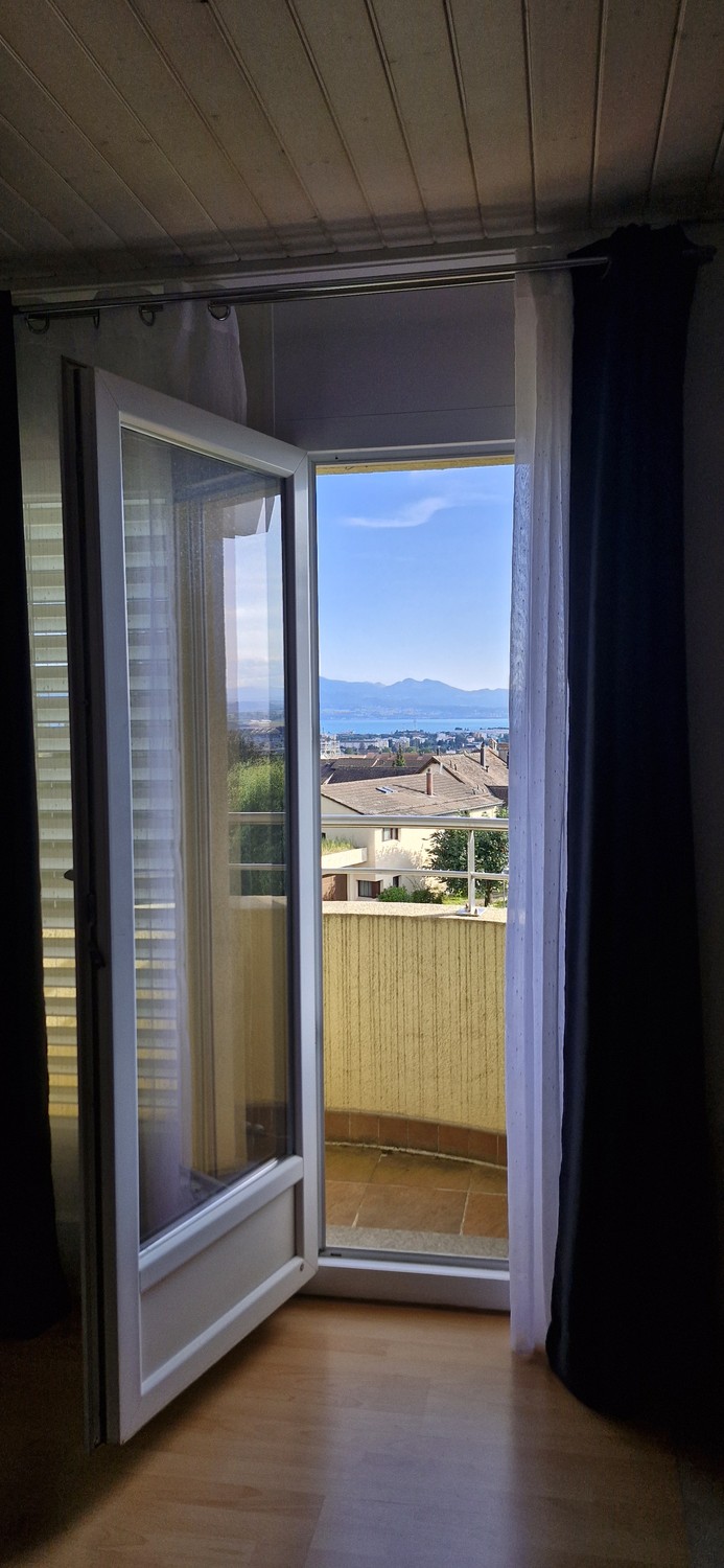 Chambre dans un appartement partagé
