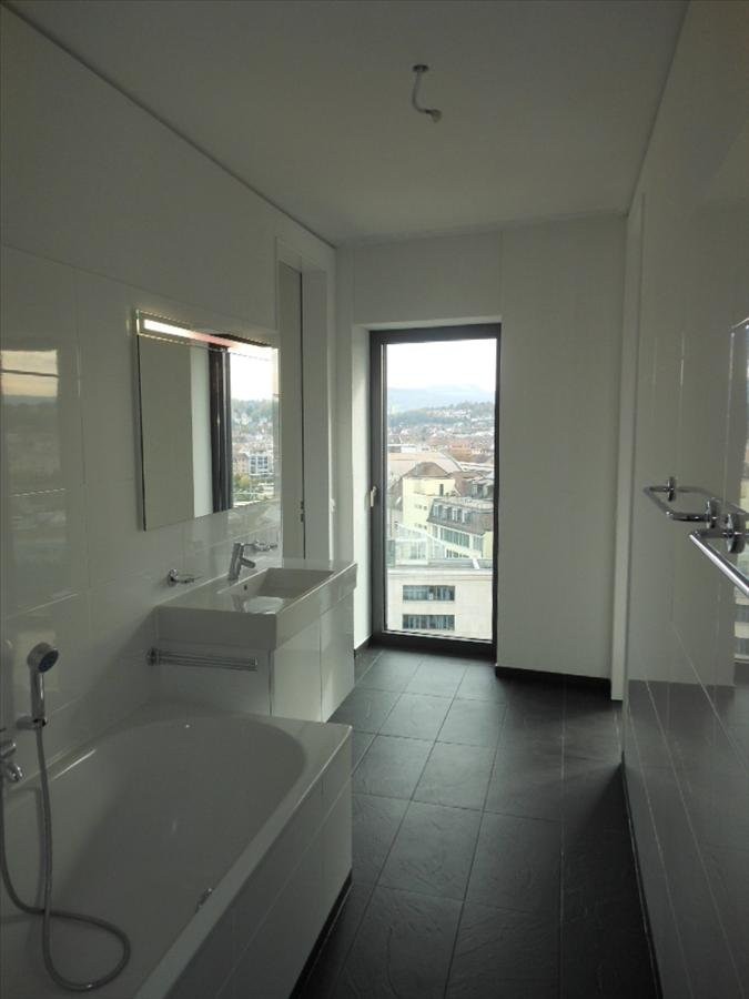 3 rooms apartment, photo 3 of 7