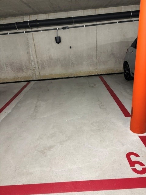 Underground slot, photo 1 of 2