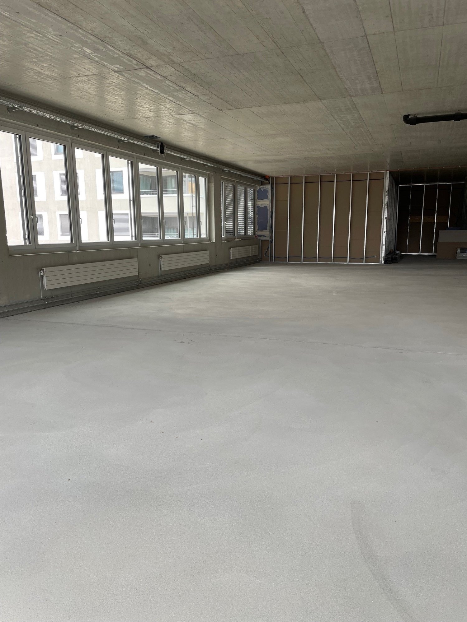 400m² shopping centre, photo 6 of 7