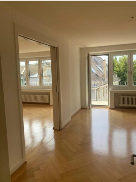 5 rooms apartment, photo 1 of 8