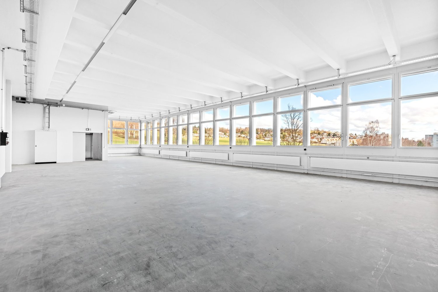 969m² industrial object, photo 4 of 5
