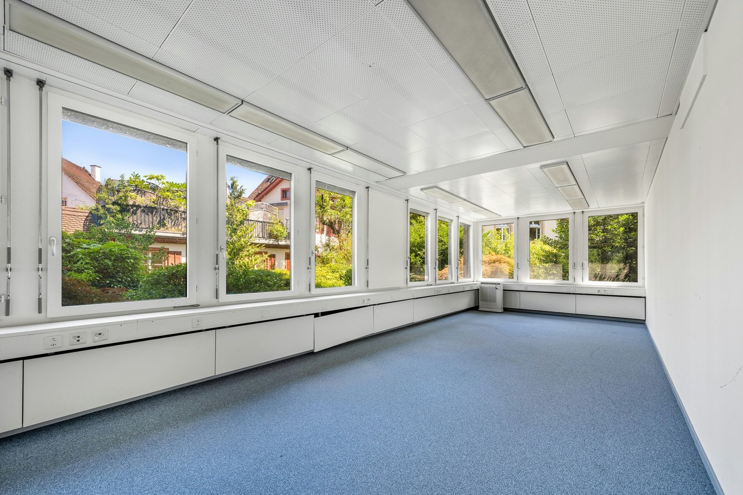146m² office, photo 3 of 10