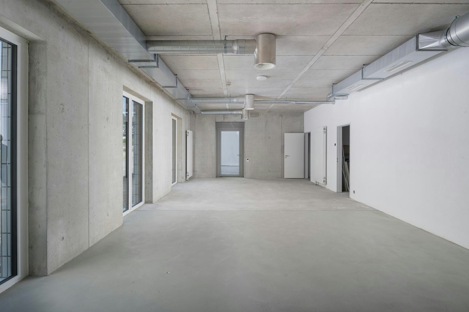 250m² office, photo 9 of 9