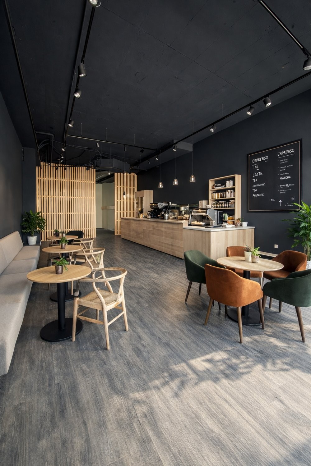 211m² commercial, photo 8 of 8