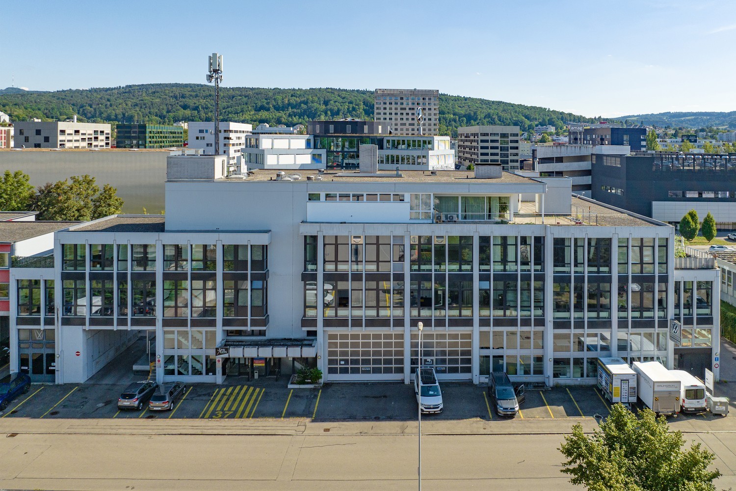 195m² commerciale