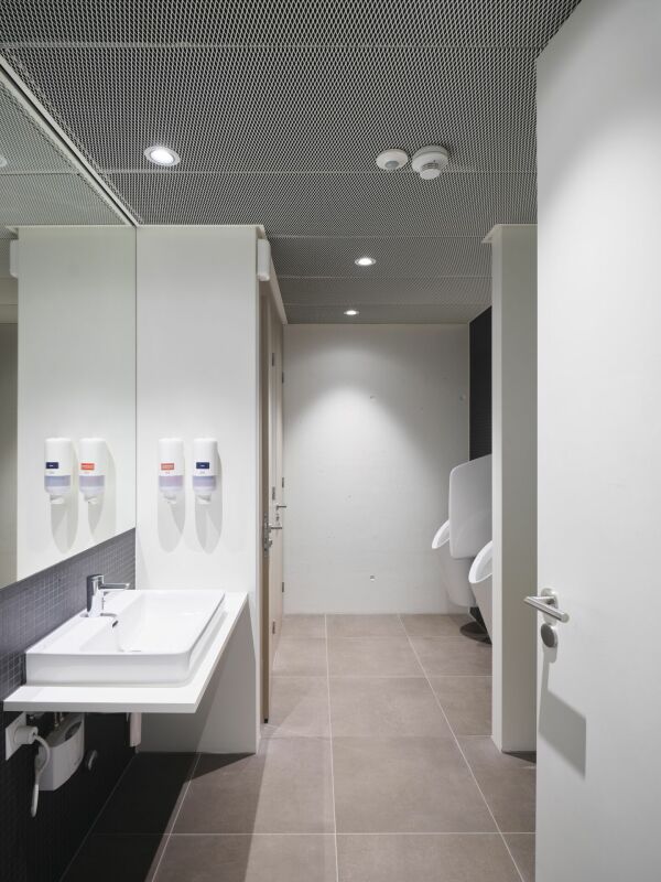 200m² office, photo 8 of 10
