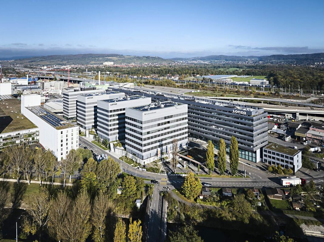 200m² office, photo 1 of 10