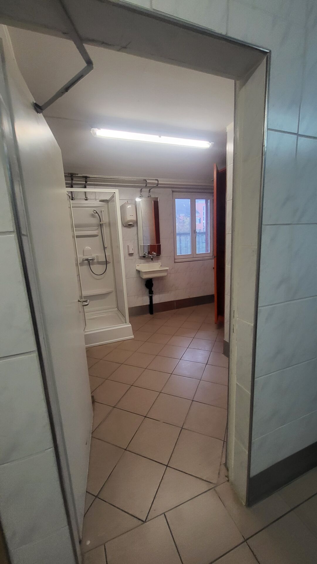 275m² storage room, photo 4 of 7