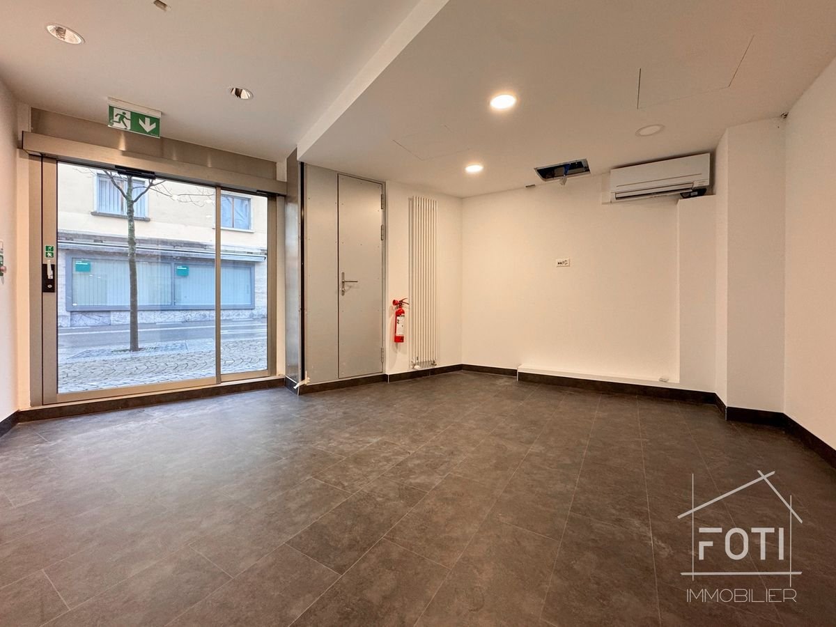 195m² commercial, photo 7 of 10
