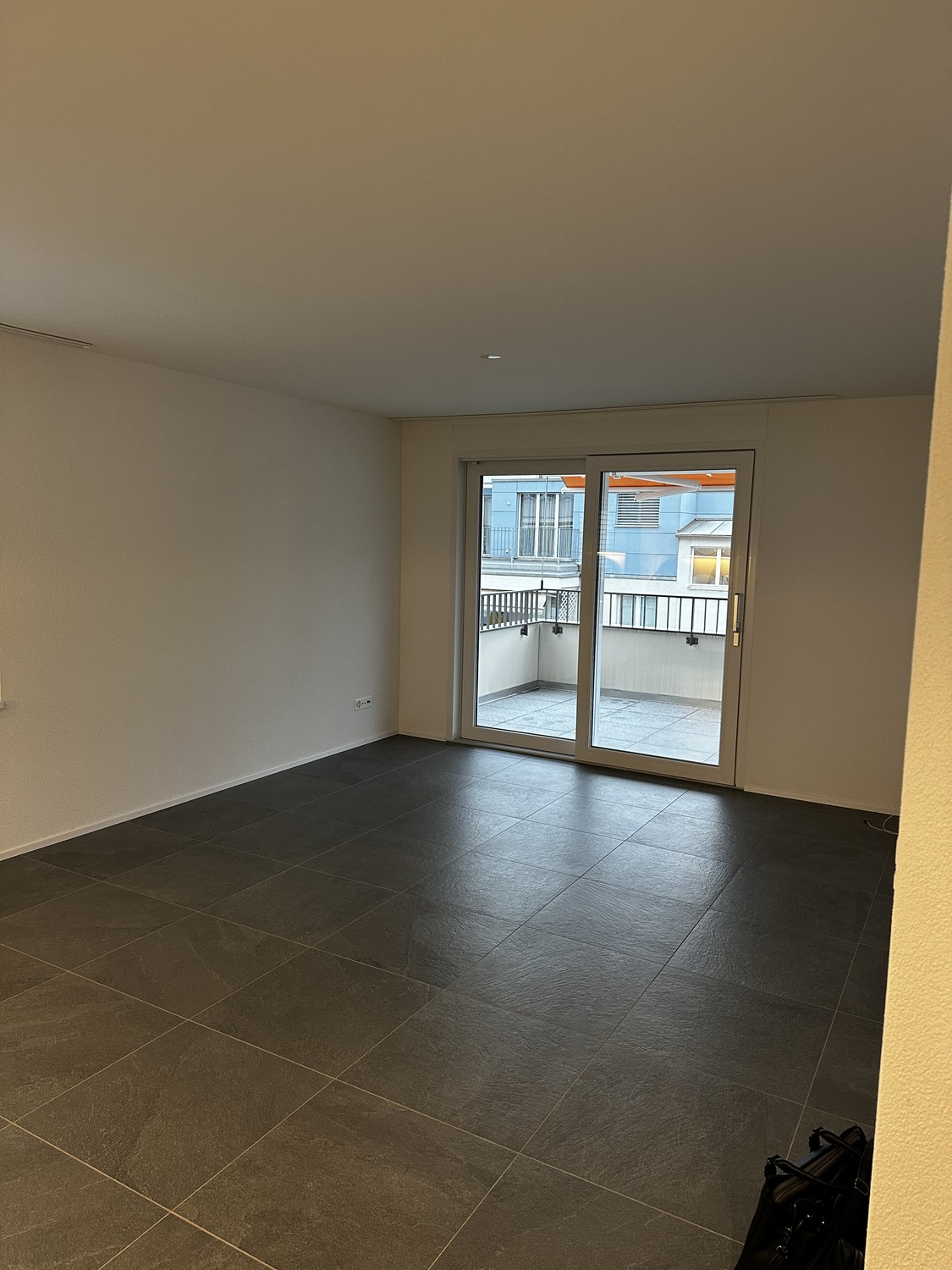 3 rooms apartment, photo 1 of 10