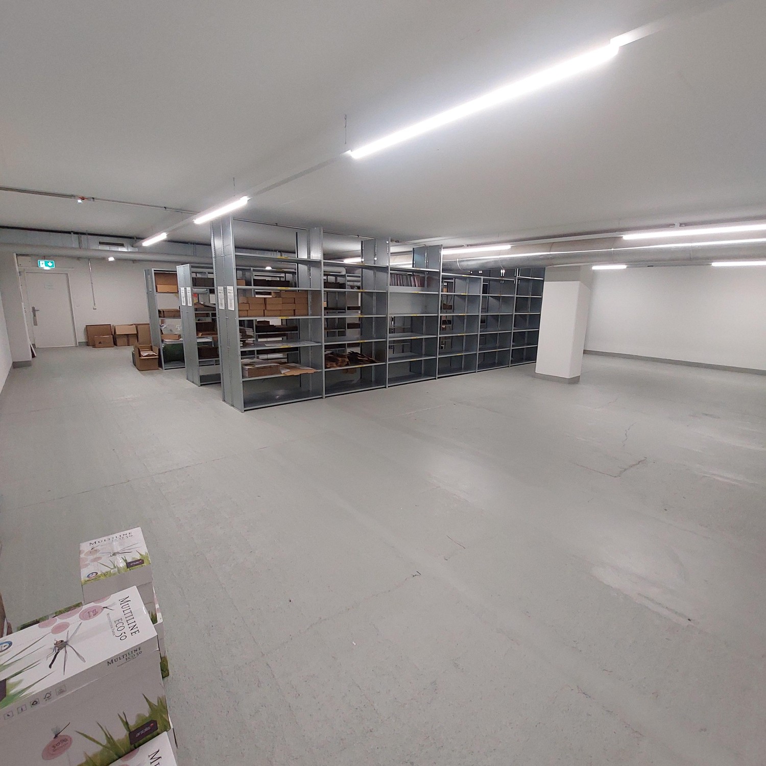 192-192m² commercial, photo 1 of 3