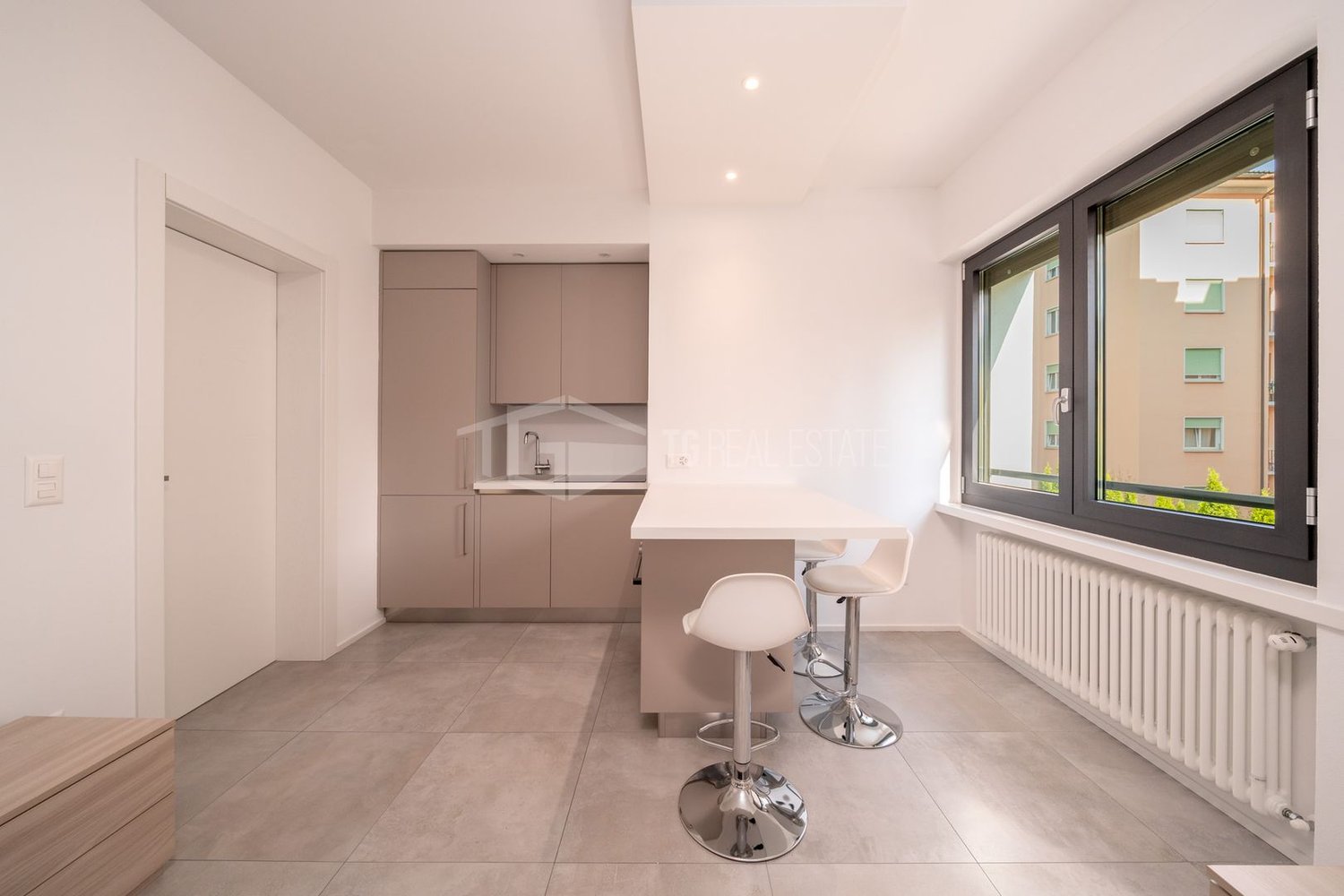 2 ½ rooms furnished flat, photo 2 of 10
