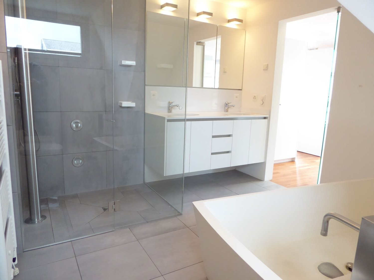 4 rooms roof flat