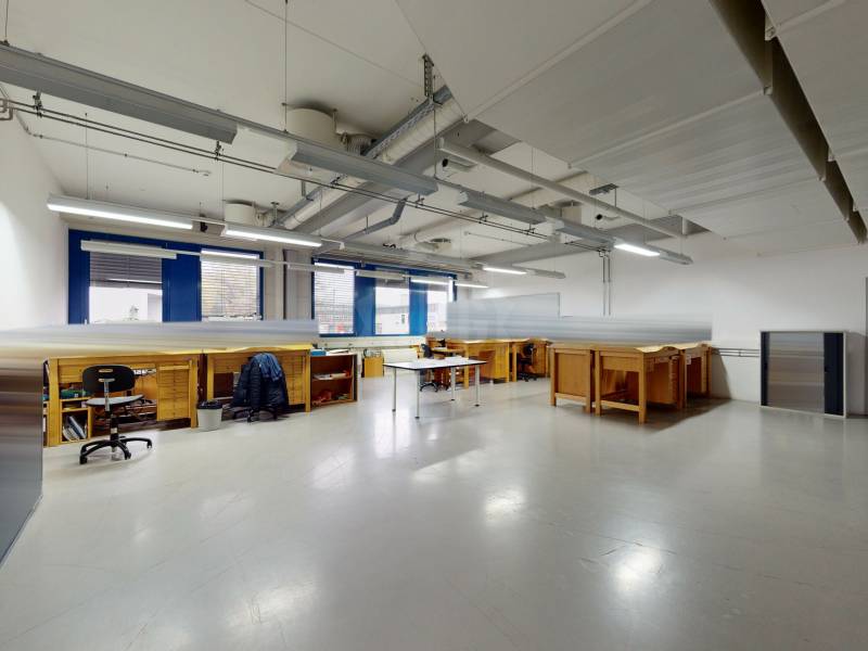 2810m² industrial object, photo 5 of 9