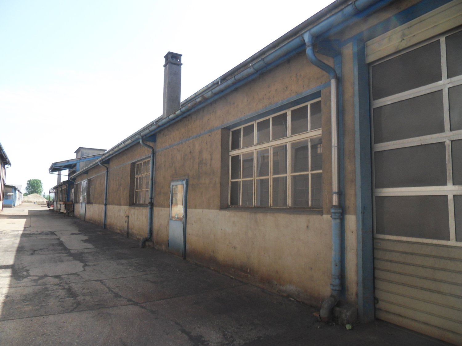 640m² commercial, photo 2 of 9