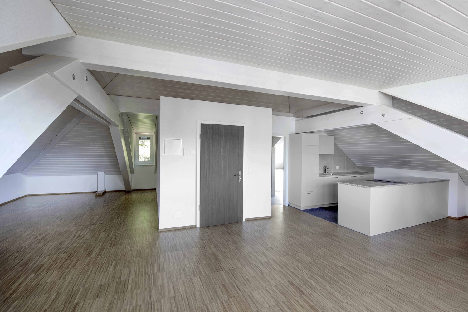 Apartment, photo 8 of 9