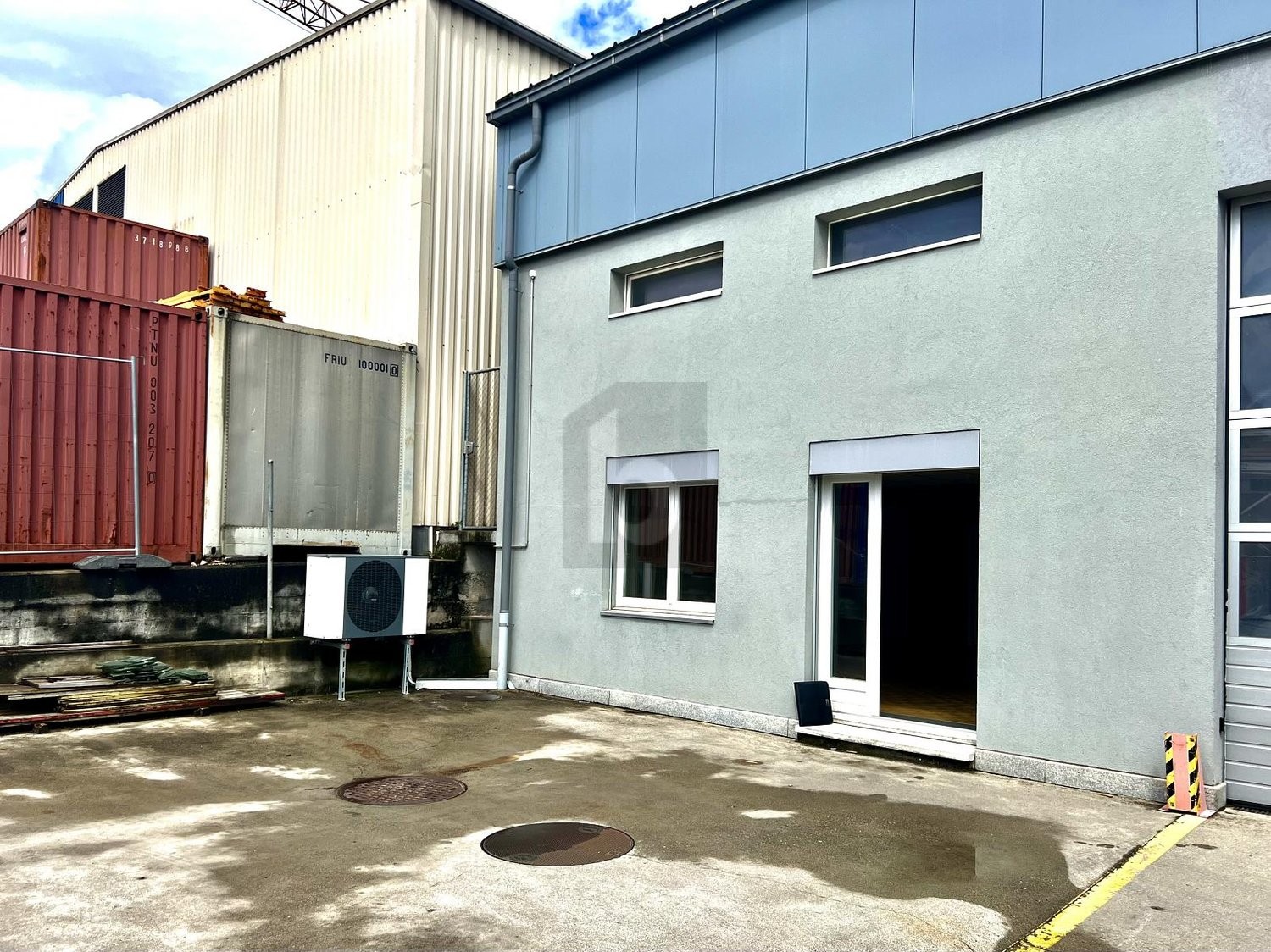 80m² office, photo 2 of 4
