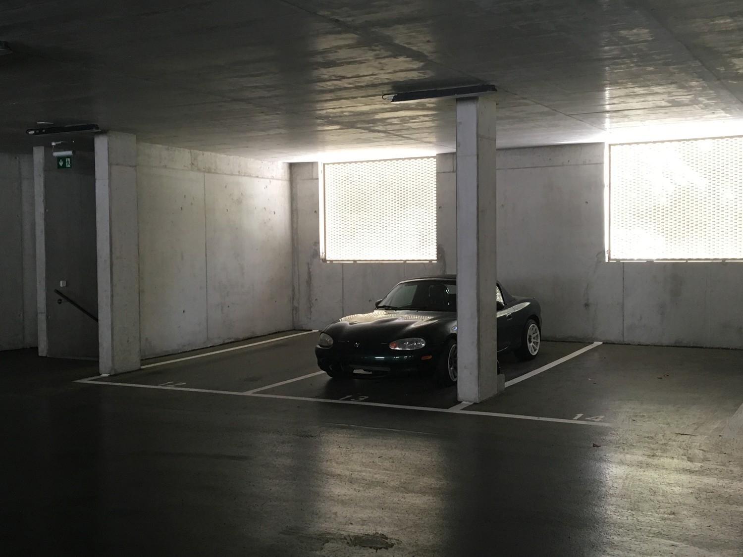 Underground slot, photo 1 of 2