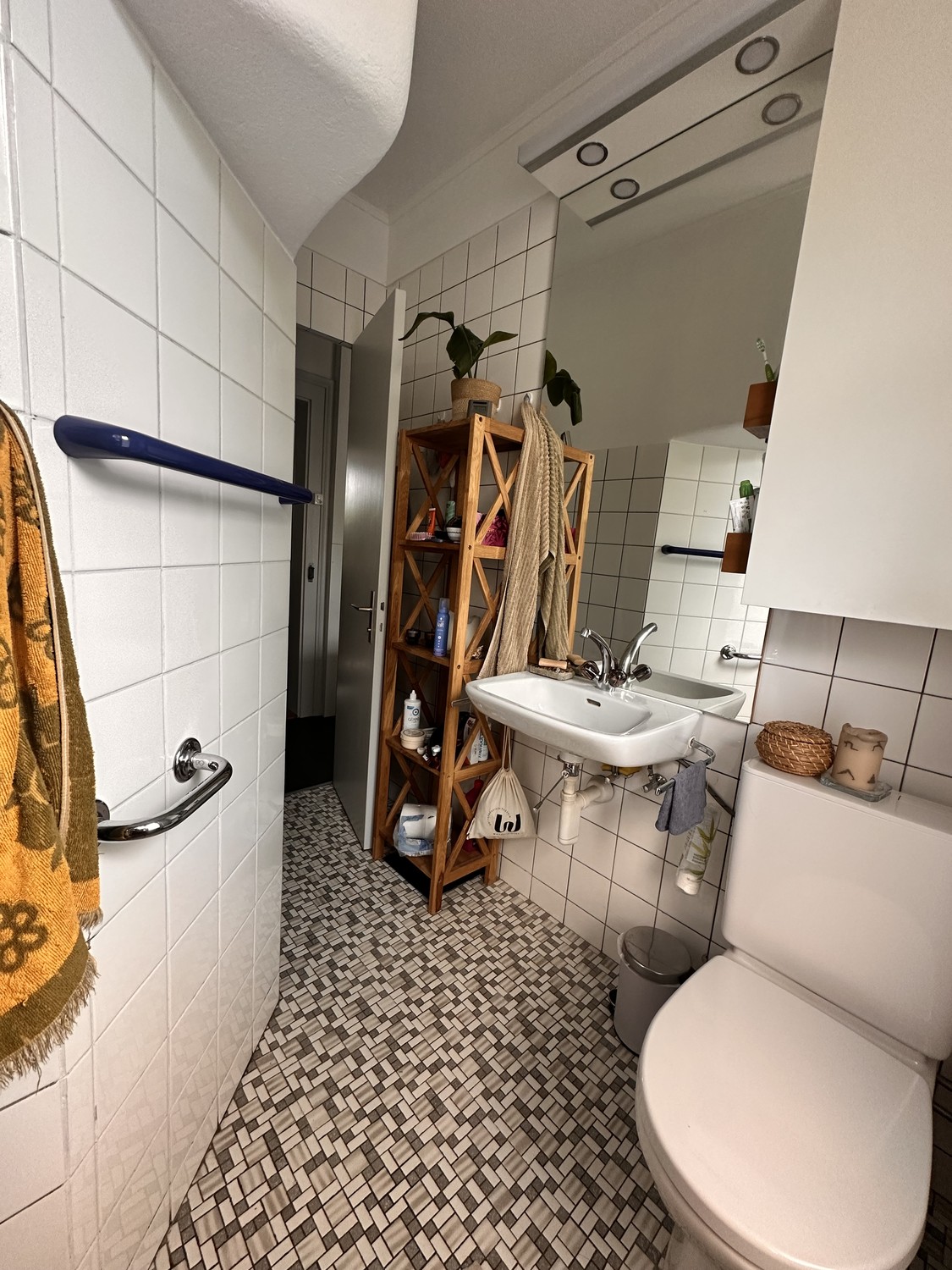 Room in a shared flat, photo 8 of 10