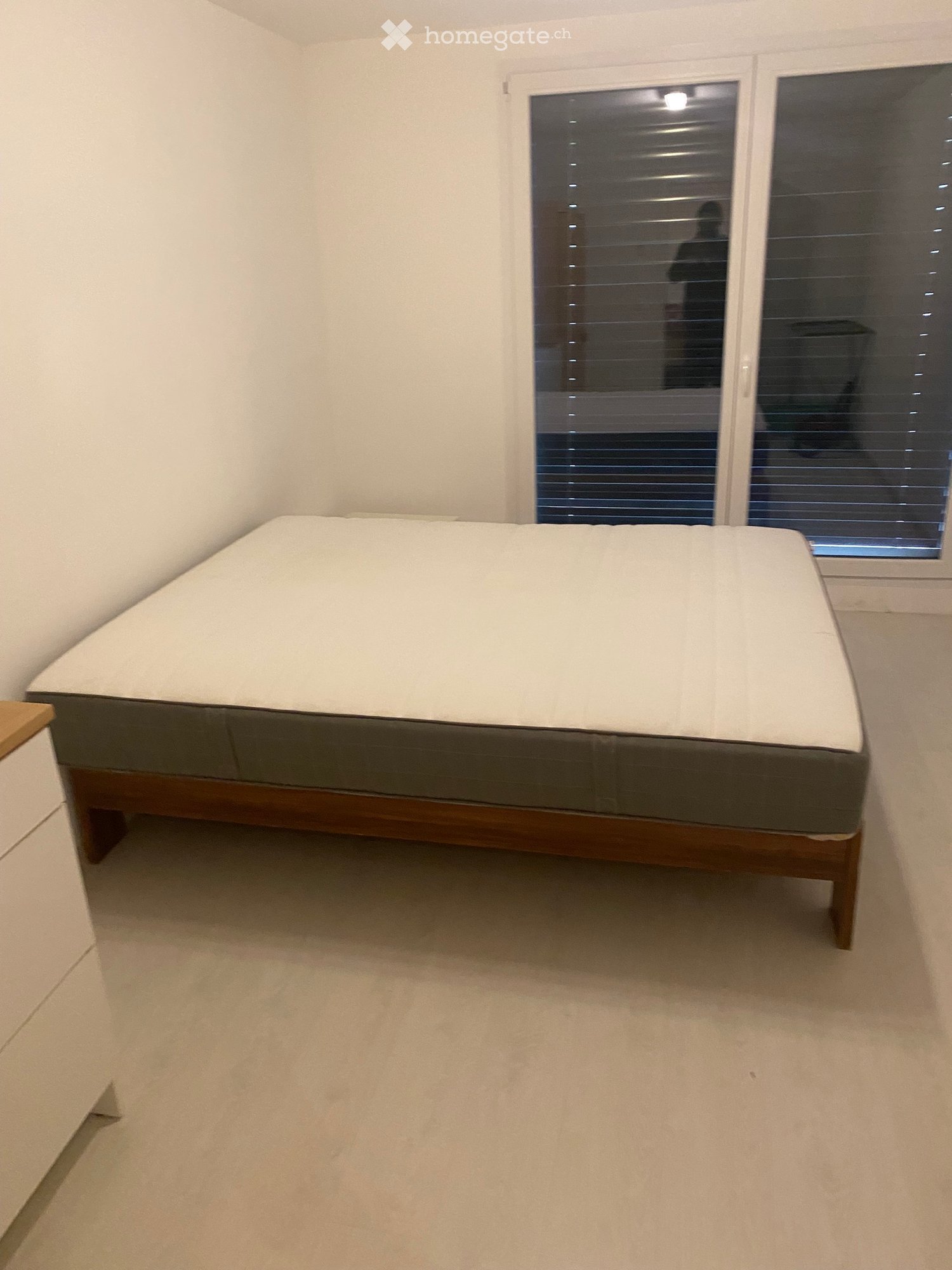 1 room single room