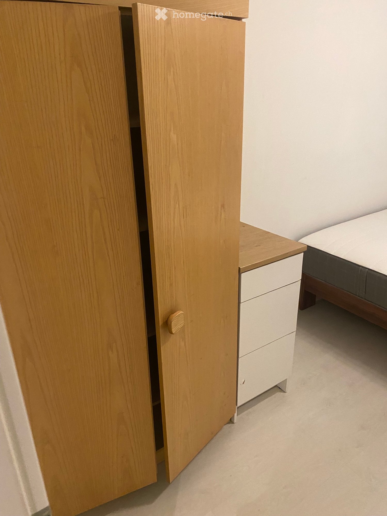 1 room single room