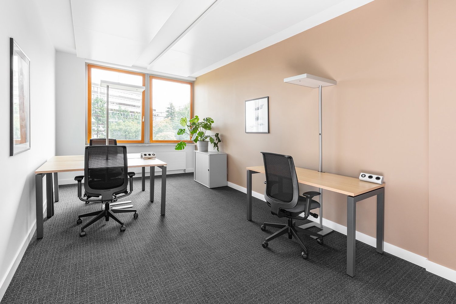 Office, photo 3 of 7