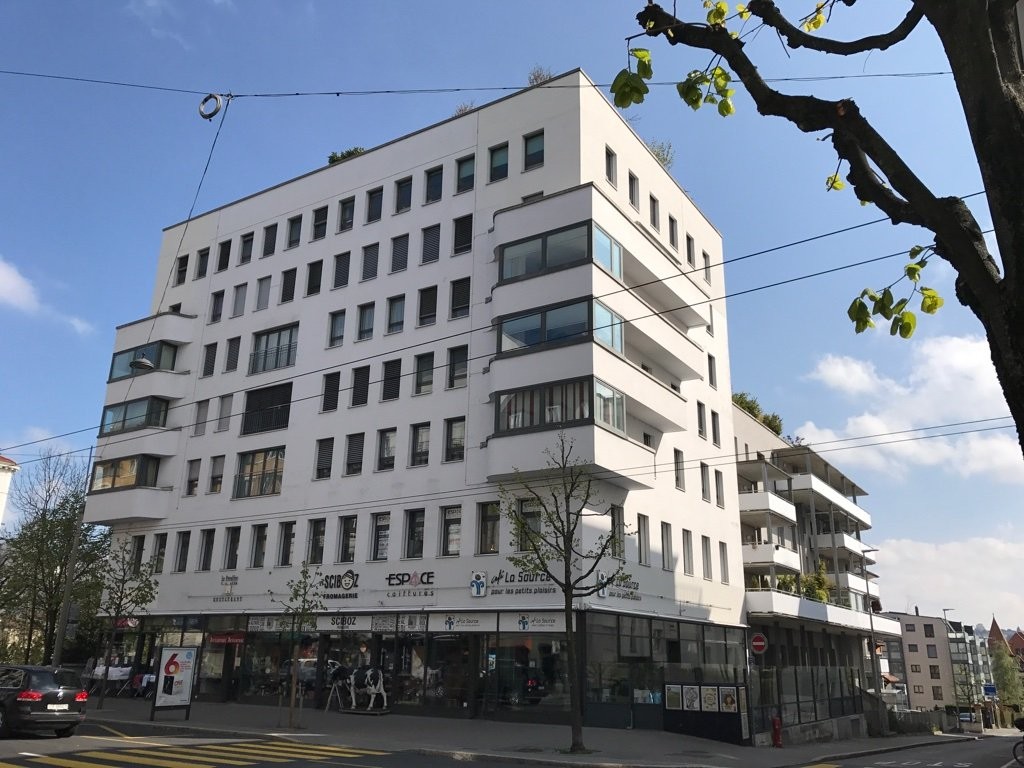 433m² office, photo 1 of 6