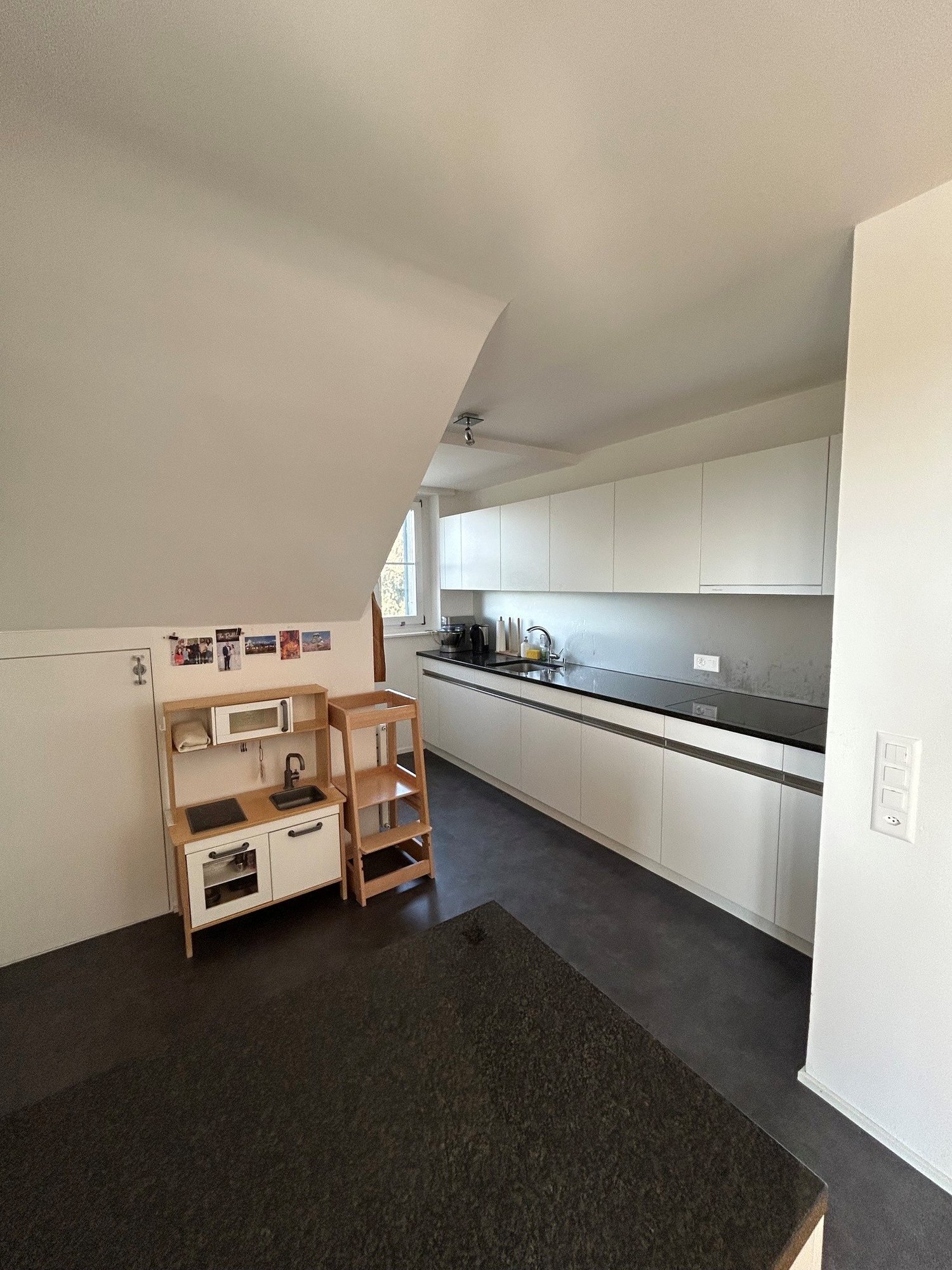 4 rooms roof flat, photo 3 of 10