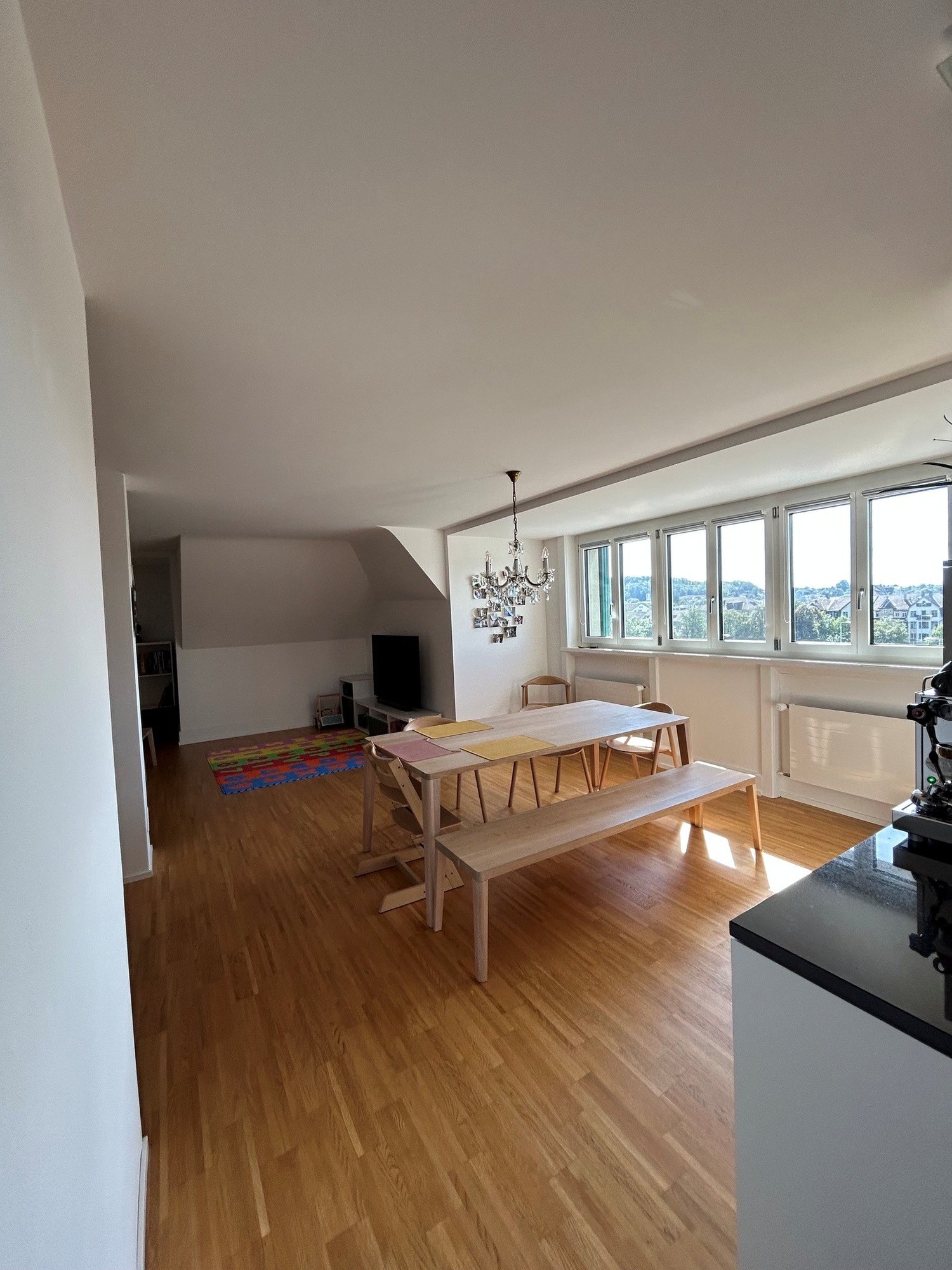4 rooms roof flat, photo 2 of 10
