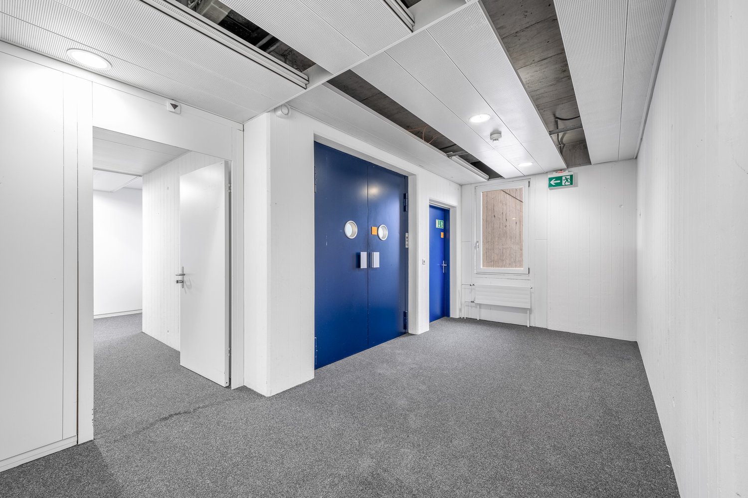 50m² office