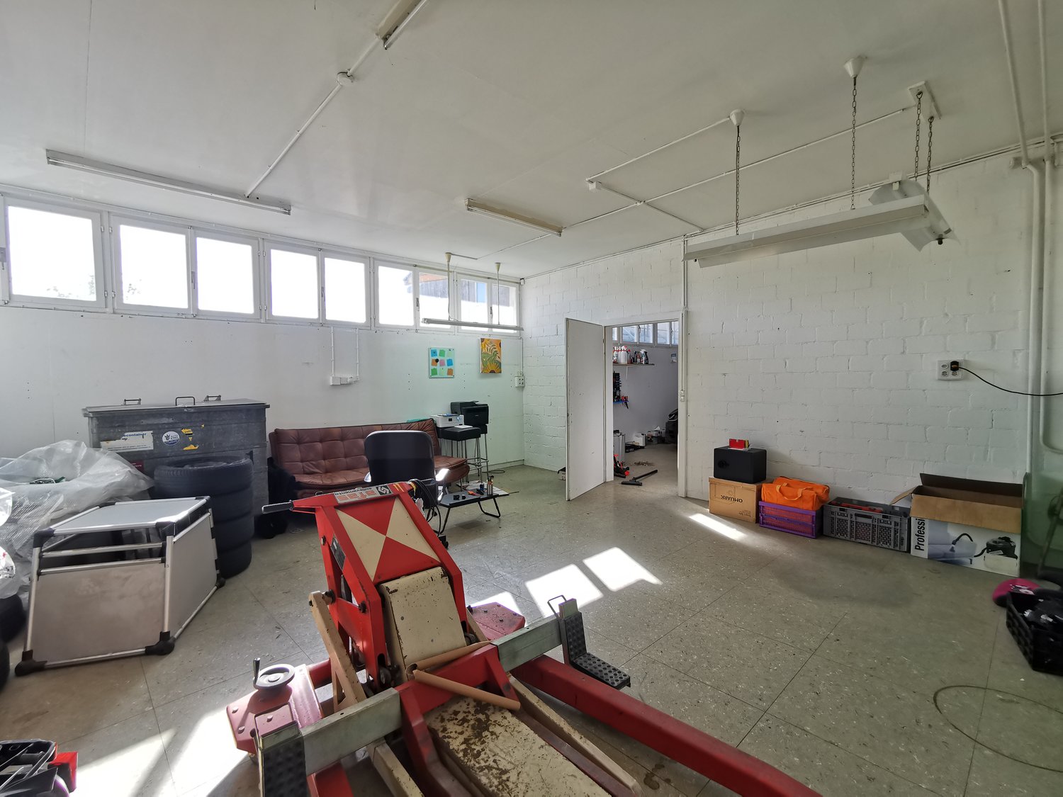 130m² commercial, photo 6 of 8