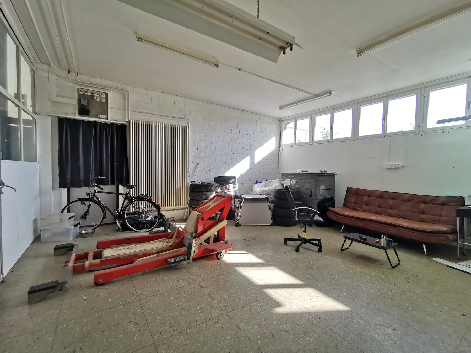 130m² commercial, photo 5 of 8