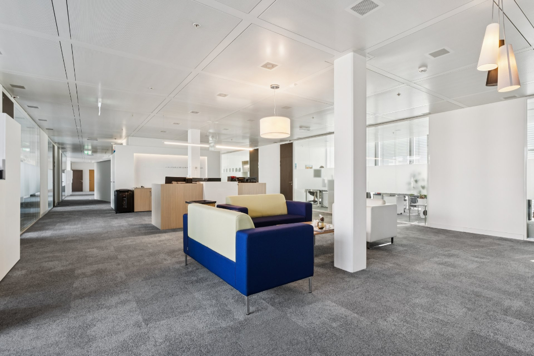490m² office, photo 6 of 7