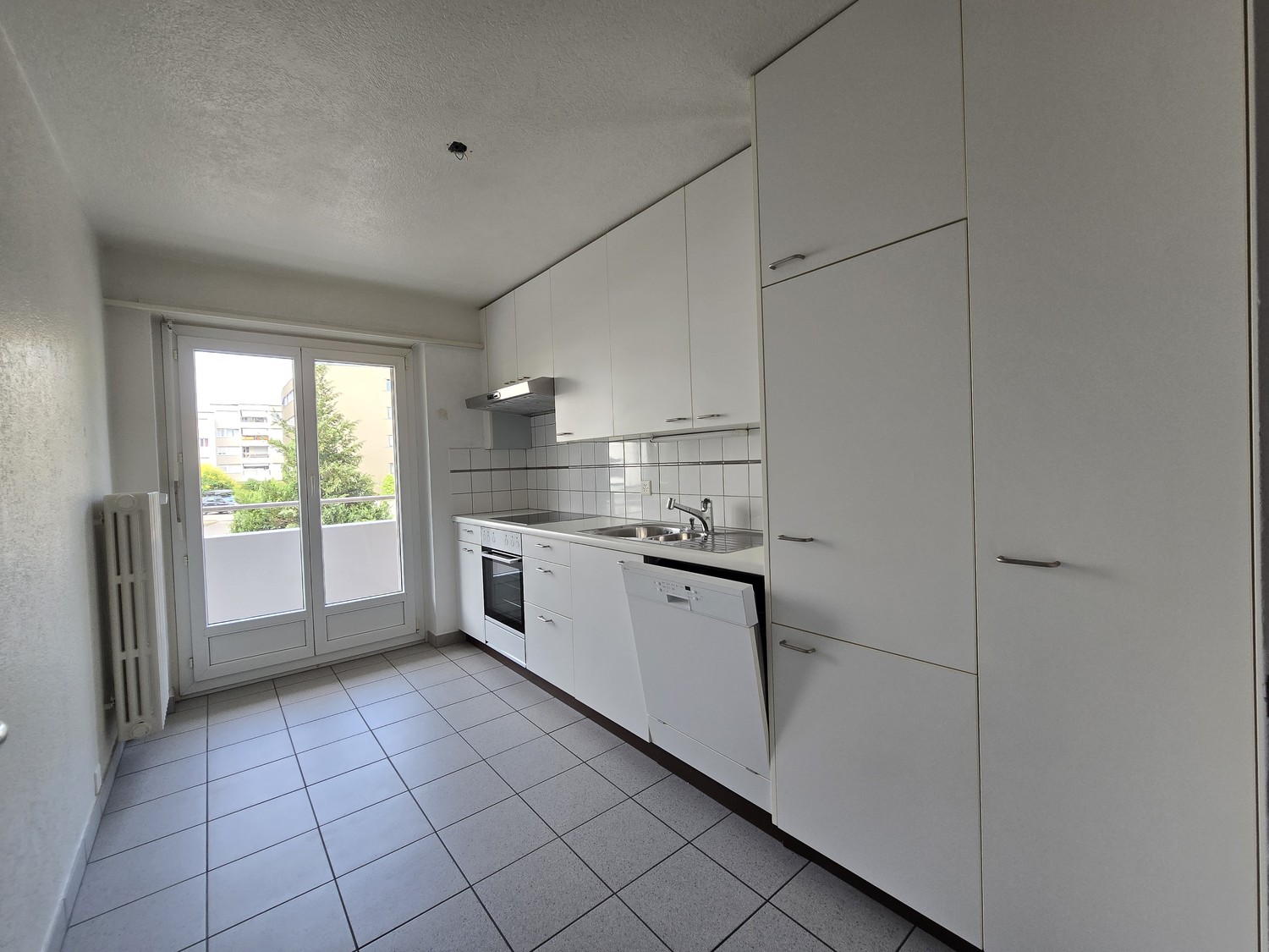 3 rooms apartment, photo 1 of 8