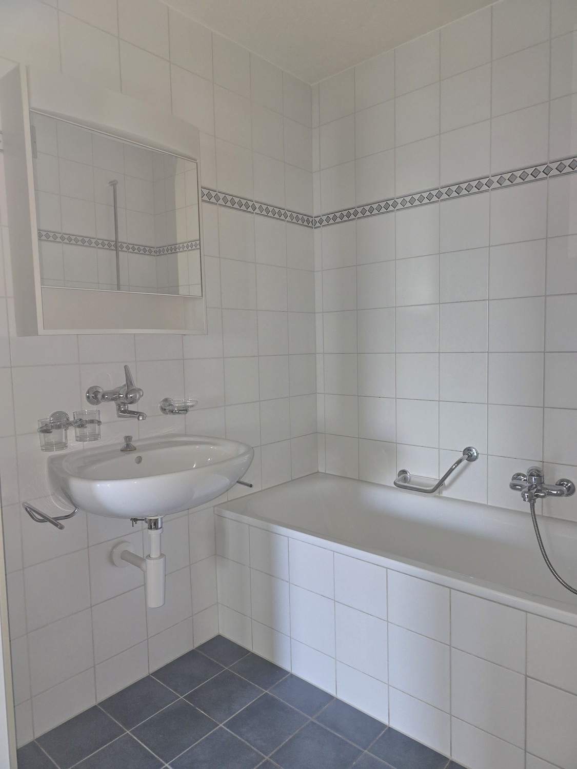3 rooms apartment, photo 2 of 8