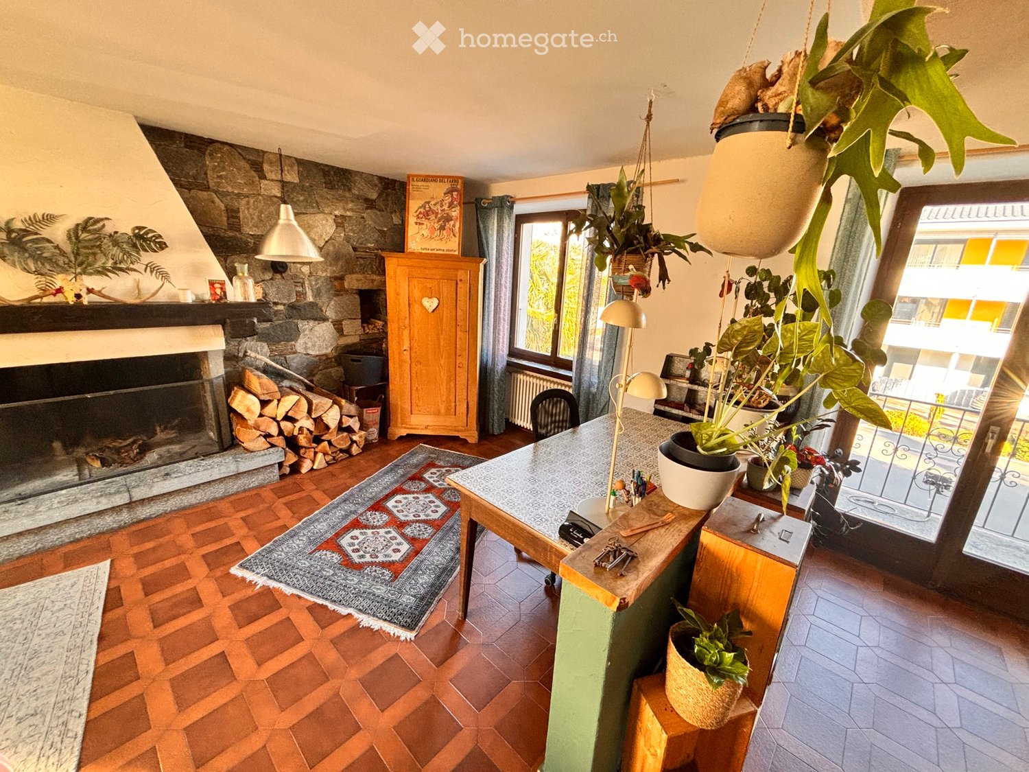 6 rooms apartment, photo 2 of 5