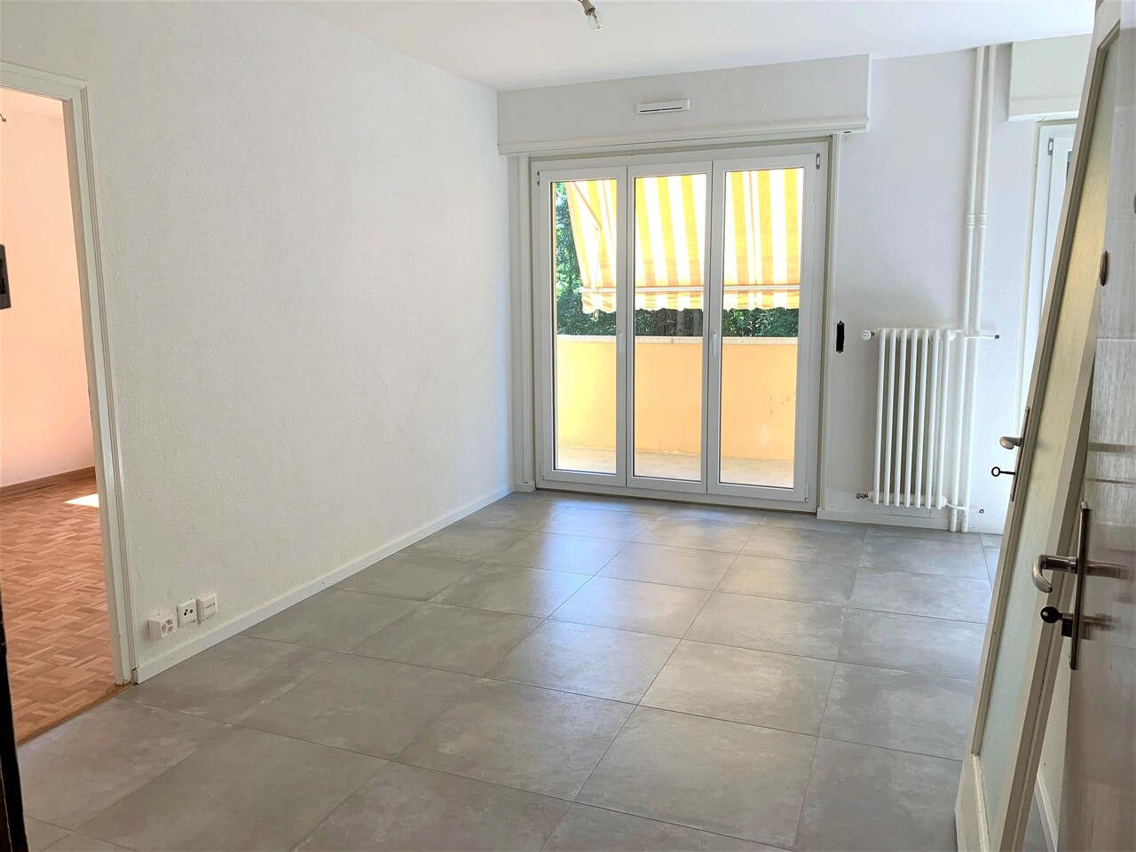2 rooms apartment, photo 3 of 6