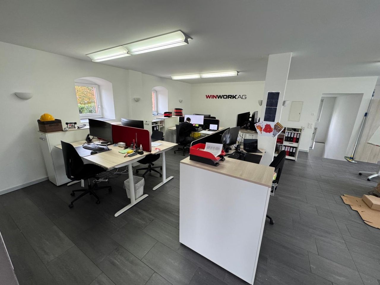 140m² commercial, photo 2 of 6