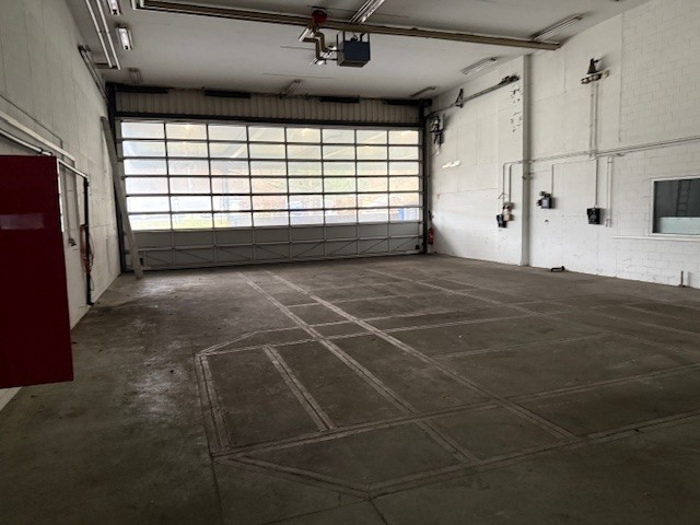 985m² commercial, photo 3 of 6