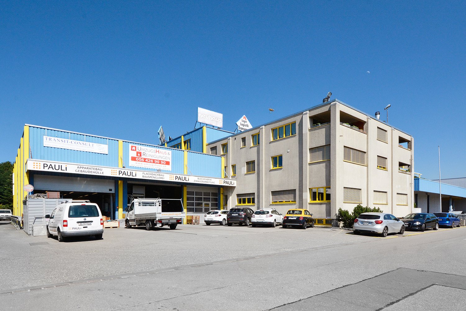 985m² commercial, photo 1 of 6