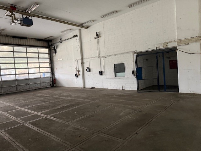 985m² commercial, photo 2 of 6