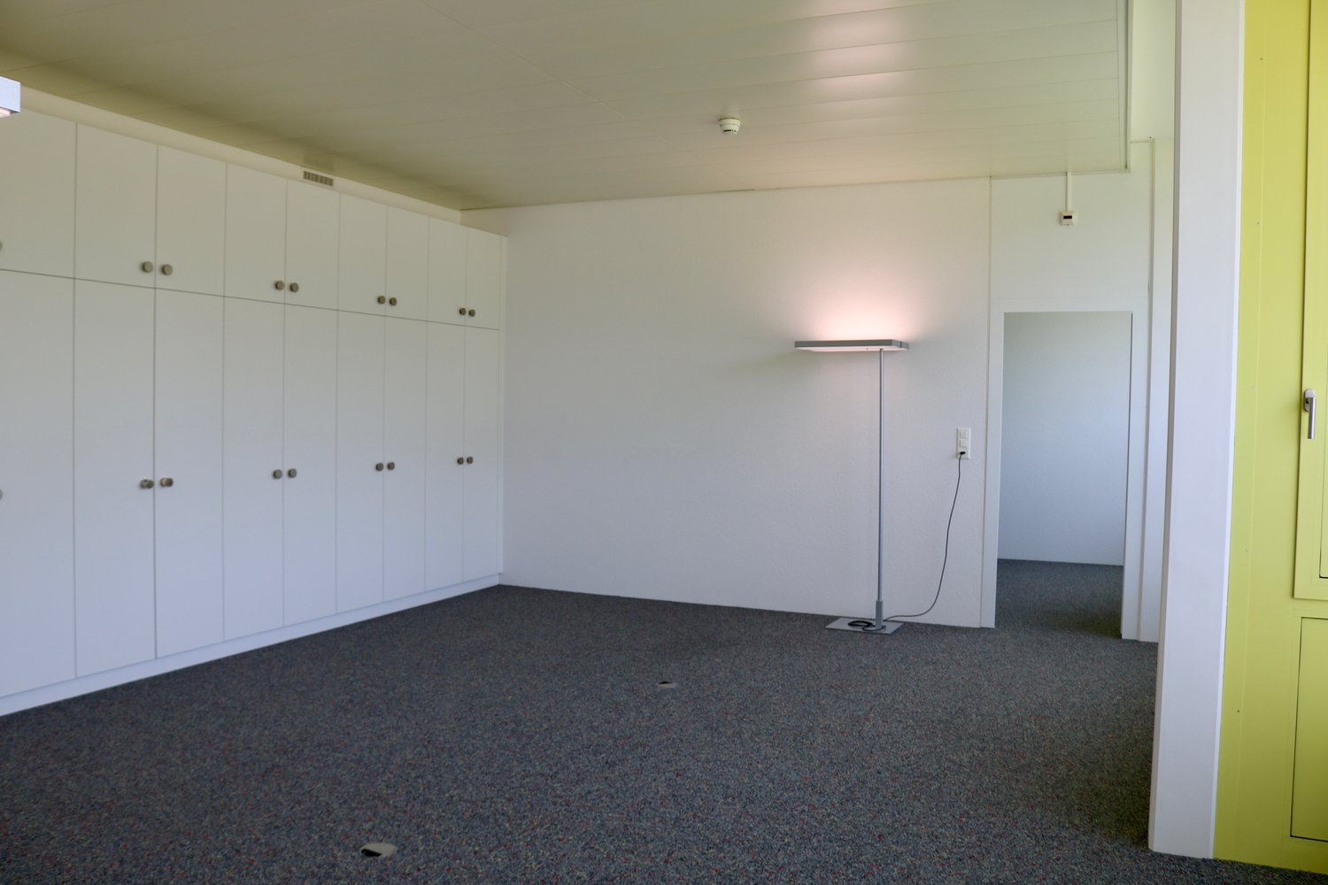 100m² office, photo 10 of 10