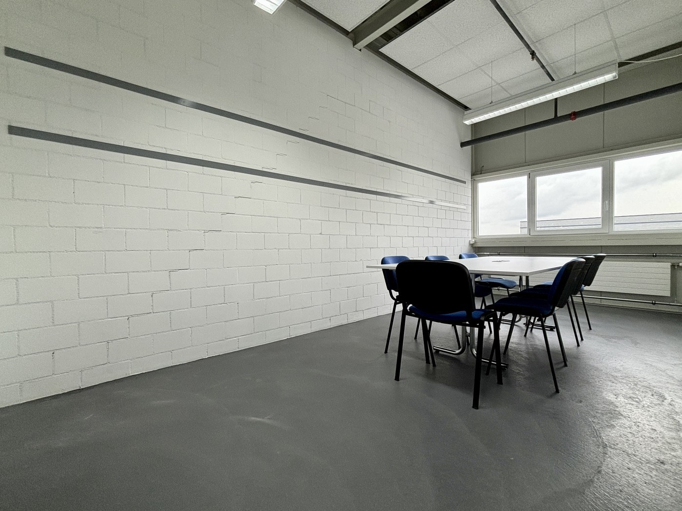 17m² office, photo 2 of 2