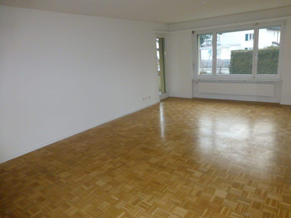 4 rooms apartment, photo 2 of 10
