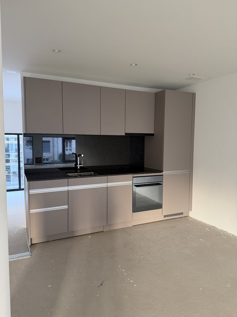 93m² commerciale