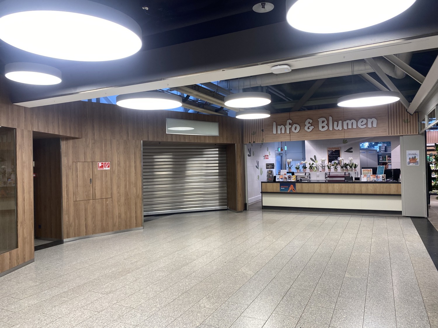 50-140m² shop, photo 3 of 7